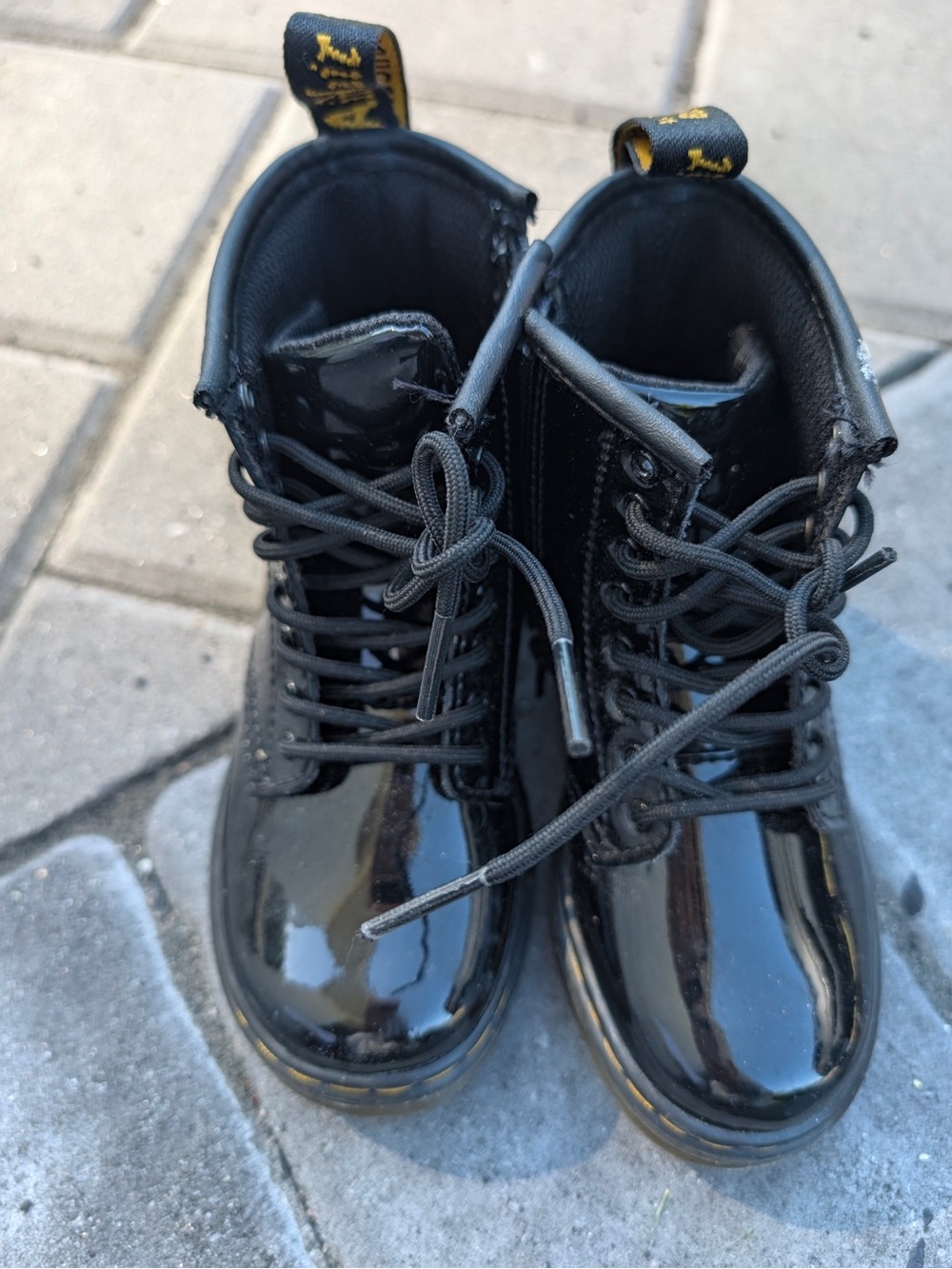 Dr. Martens toddler size 9 Kids Black Patent Lace-Up Boots